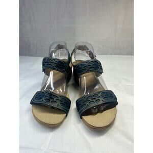 Clarks bendables Black wedge Women Size 8.5